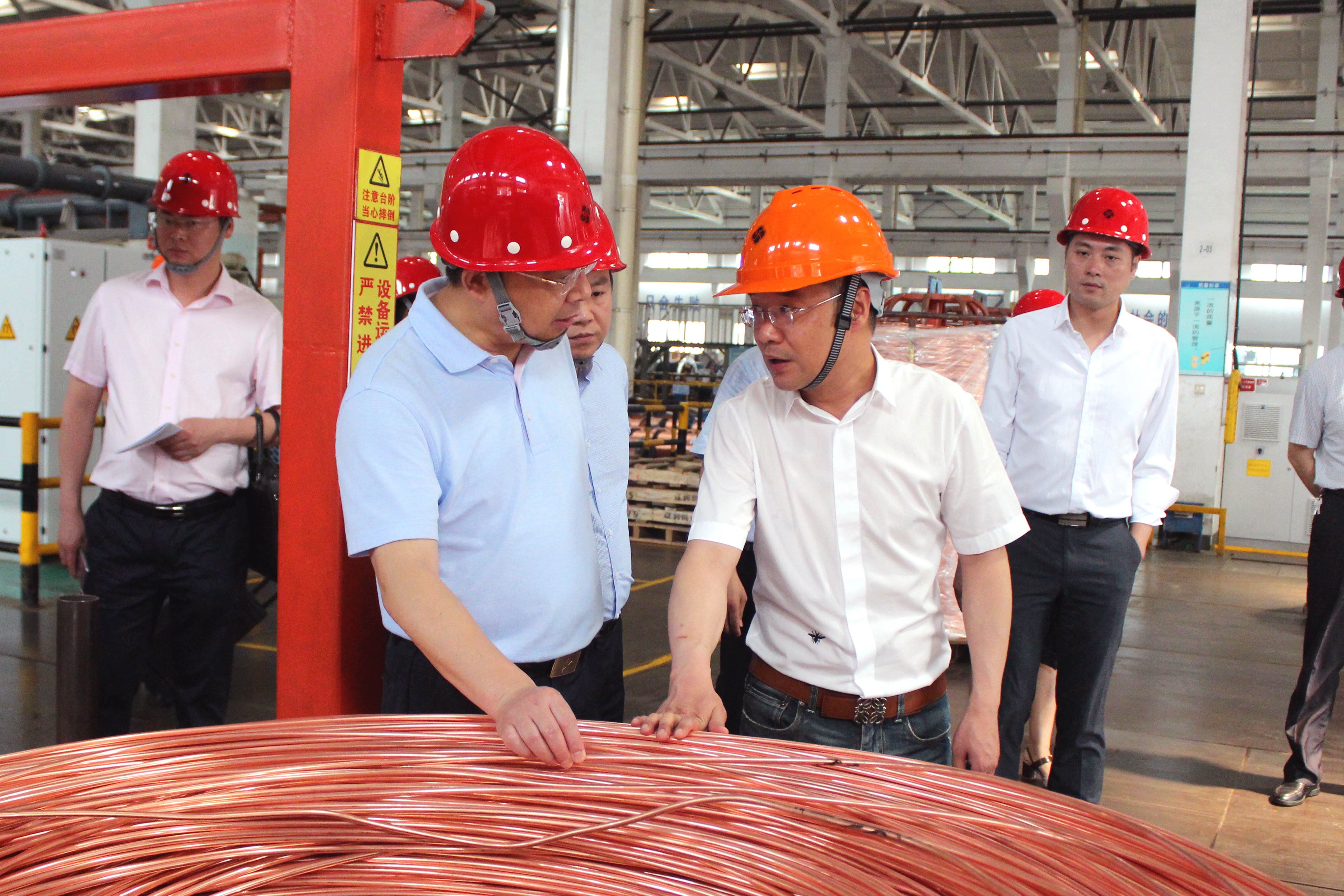 2019年6月10日，四川省廣安市岳池縣委書記鄭鵬程率黨政代表團(tuán)來上上電纜參觀考察