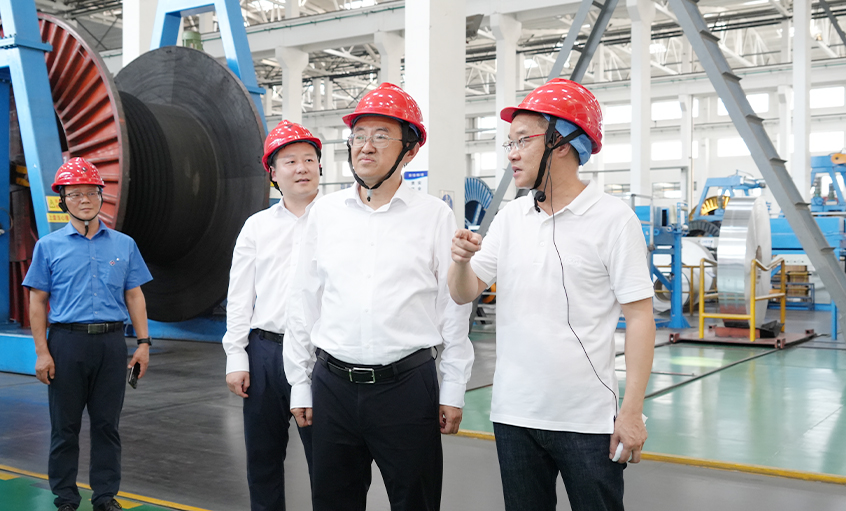 省人社廳朱從明廳長調(diào)研上上電纜 鼓勵(lì)企業(yè)發(fā)揮示范作用穩(wěn)崗擴(kuò)崗促就業(yè)